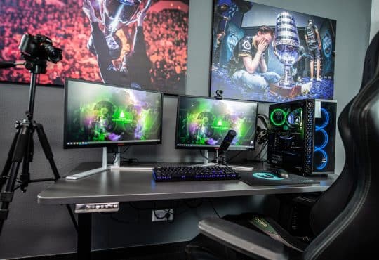 black computer keyboard on white table